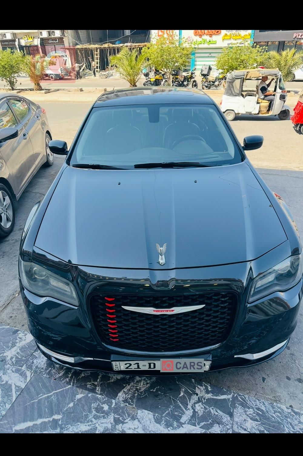 کرایسلەر 300